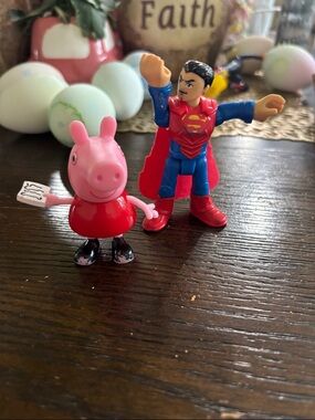 Peppa Pig & Superman Kids Toy Figures - Pink and Red